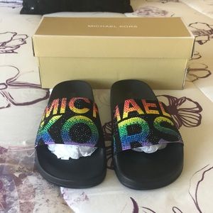 Micheal Kors Gilmore Slides